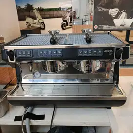 Mesin espresso nuova simonelli appia life V 2g