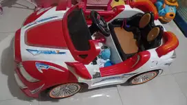 Mobil mainan pake aki & remote control