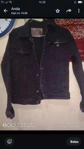 Jaket levis item