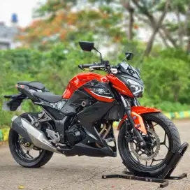 KAWASAKI Z250 FI ORANGE 2017 KM 9K SUPER GRESS LIKE NEW