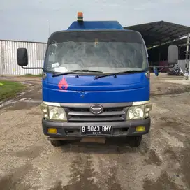 2019 HINO TRUK TANGKI SOLAR WU342RHKMT JD3 MT 8.000L