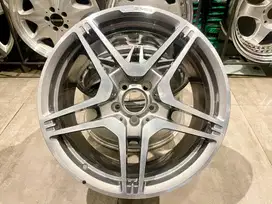 Velg AMG OEM Mercedes Benz 212, R-19, Lebar 9.5 ( 1 Velg )