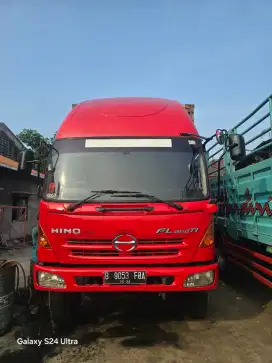 Truk Hino Lohan Tronton FL260JW Th'13 Wingbox Tg 1 Bagus Ex Coca Cola