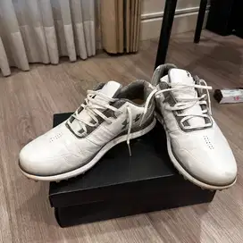Sepatu Golf Under Armour Original