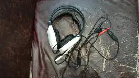 (DIJUAL SECEPATNYA)headset buat ngegaming