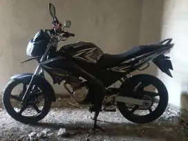 motor harian yamaha vixion old 2010