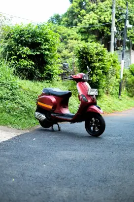 PIAGGIO VESPA MATIC S IGET TERMURAH BERGARANSI ( BISA KREDIT )