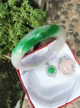 Batu Giok GELANG Kristal Cantik Burma Boss