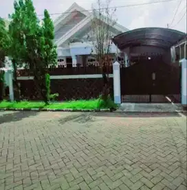 dijual rumah rungkut surabaya, nirwana eksekutif dekat merr klampis