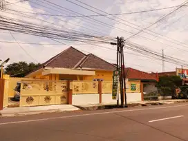 Disewakan Rumah Cantik Full Renovasi +Gudang dalam Kota Purwokerto