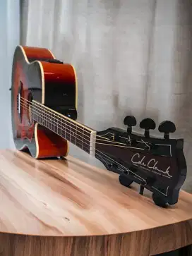 Gitar akustik elektrik cole clark