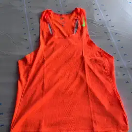 Bekas singlet Nike Aeroswift size M