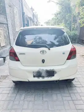 Yaris 1.5 E tahun 2011