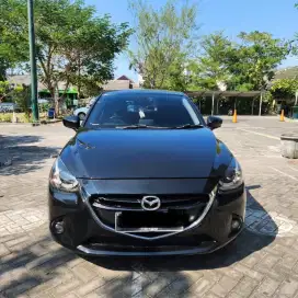 MAZDA 2 GT 1.5 AT SKYACTIVE 2015