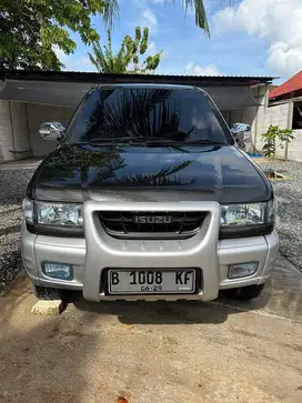 DI JUAL PANTHER TOURING 2004