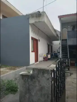 Rumah Dekat Stasiun Tebet