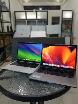 Macbook pro layar rentina 2020