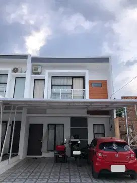 Ayalis Soreang Free Kitchen Set Rumah 2 Lantai Dekat Pintu Tol Soreang