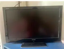 TV Sharp 24 inch jarang pakai mulus