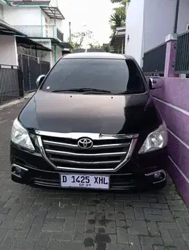 Toyota Innova Luxury 2.0 V Luxury Bandung