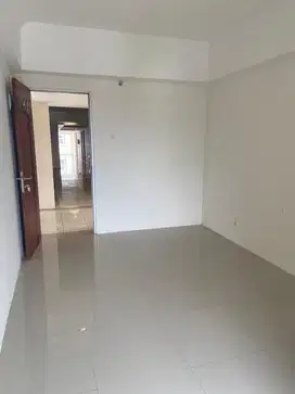 MURAH‼️Disewakan apartemen gunawangsa merr studio kosongan ada AC