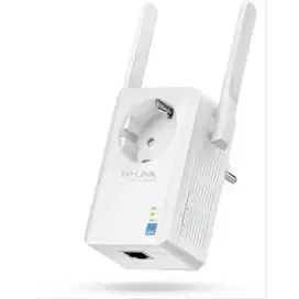 TP-Link TL-WA860RE - 300Mbps WiFi Range Extender dengan AC Passthrough