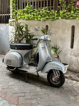 Vespa super VBC th 1976 surabaya