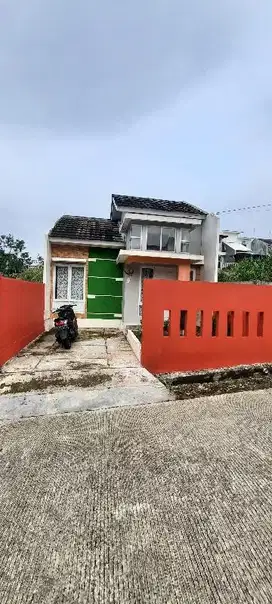 rumah sewa blok b6 no 23a cluster cendana bukit rancamaya kuldesak