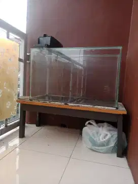 Akuarium 60x40 plus meja