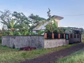 Dijual Murah Vila view Gn Arjuno. Giripurno. Bumiaji. BATU. Malang
