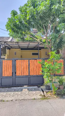 Dijual cepat rumah siap huni di komplek taman kopo Katapang