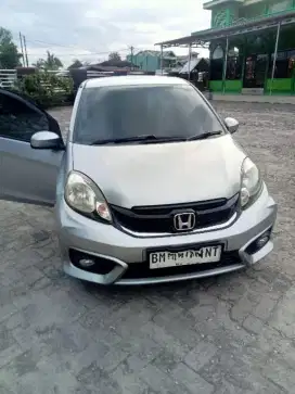 Honda Brio E 1.2 M/T 2016 BM kota Pekanbaru