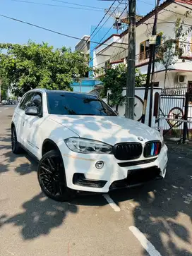 CASH MURAH BMW X5 M sport package VELG R22 bonus antik low odo