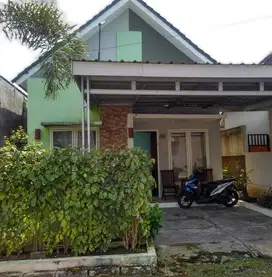 Rumah siap huni di kompleks Bale pelangi