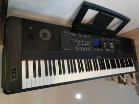 Keyboard/piano Yamaha DGX 650