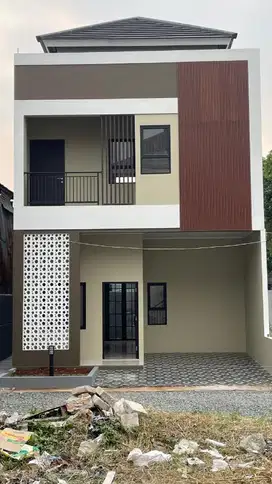 Jual rumah mewah exclusive, selangkah ke jalan raya Beji - Depok