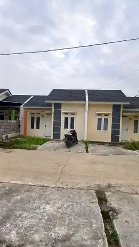 Rumah Dijual over kredit 35jt di perumahan pesona kahuripan 8