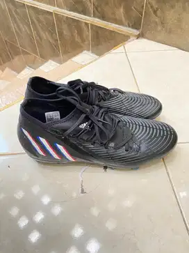 Sepatu Bola Adidas Predator Edge.3 Original