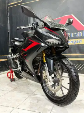 All-New CBR 150 2022 mewah km.7rb black matte.Anugerah motor rungkut