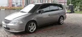 Honda Odyssey 2001 Bensin