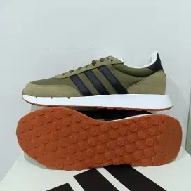 Sepatu Sneakers snikers Adidas original