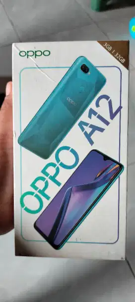 Oppo A12 hp n kotak. Casan masih dipake