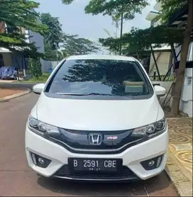 Dijual Honda Jazz 1.5 RS Hatchback 2017