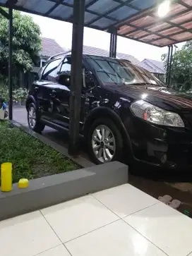 Sx4 x over hitam mulus