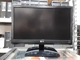 MONITOR LED LG 19 WIDESCREEN, NORMAL TINGGLA PAKAI