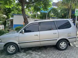 Toyota Kijang 2000 Bensin