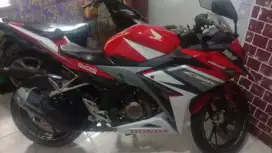 Di jual cepat Honda CBR 150r