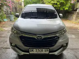 Dijual Avanza Silver Metalik tahun 2018 M/T