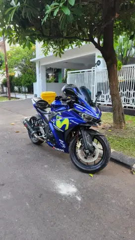 2017 YAMAHA YZF R25