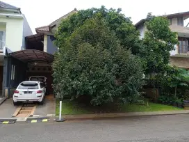 Rumah 2 LT Kota wisata Cibubur